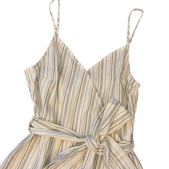 NWT Socialite Stripe Tie Waist Linen Romper SMALL lq171 - Picture 4 of 8